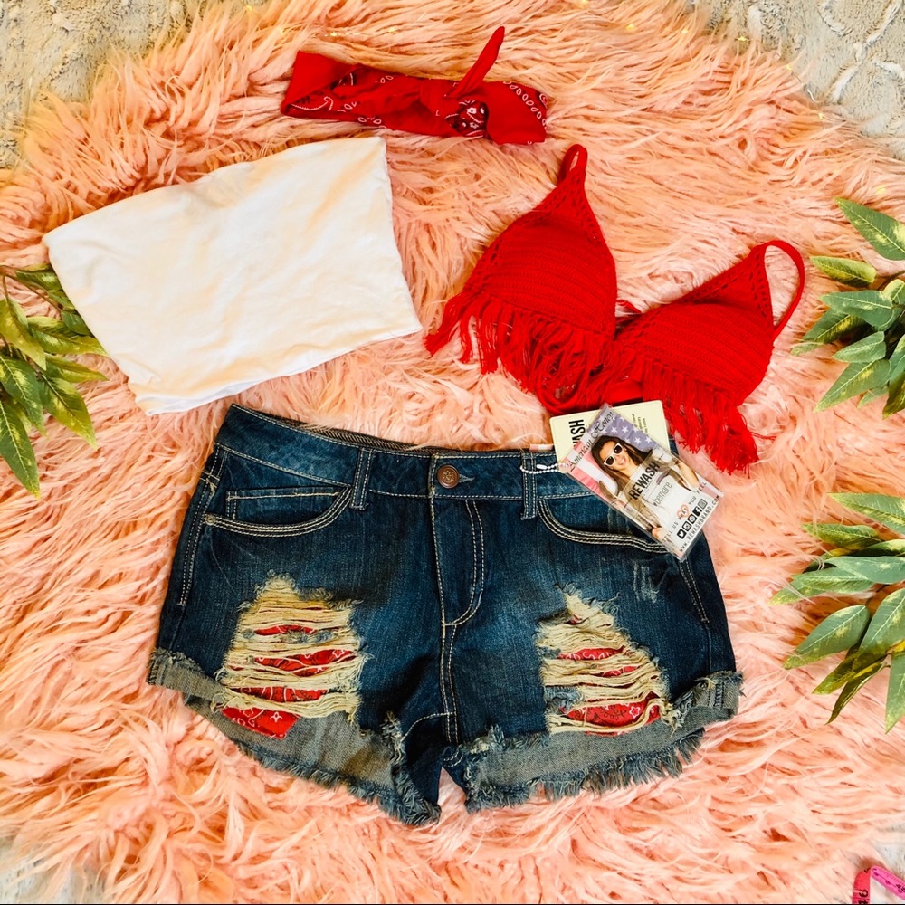 NWT Rewash denim shorts w/ bandana style 💋✨